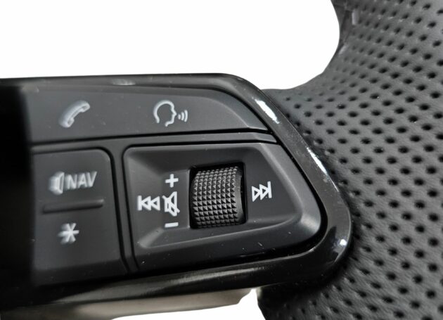 VW Golf 7 R-Line Lenkrad – Echtleder, Schaltwippen, sportliches Design – Bild 3