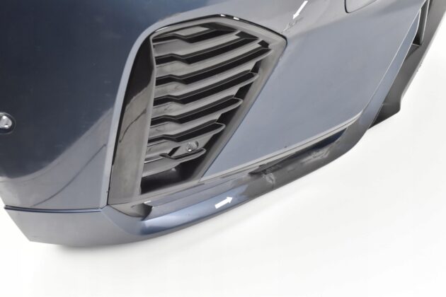 Volvo XC60 II R-Design Frontstoßstange 2022+ mit 6xPDC – Originalteil – Bild 4