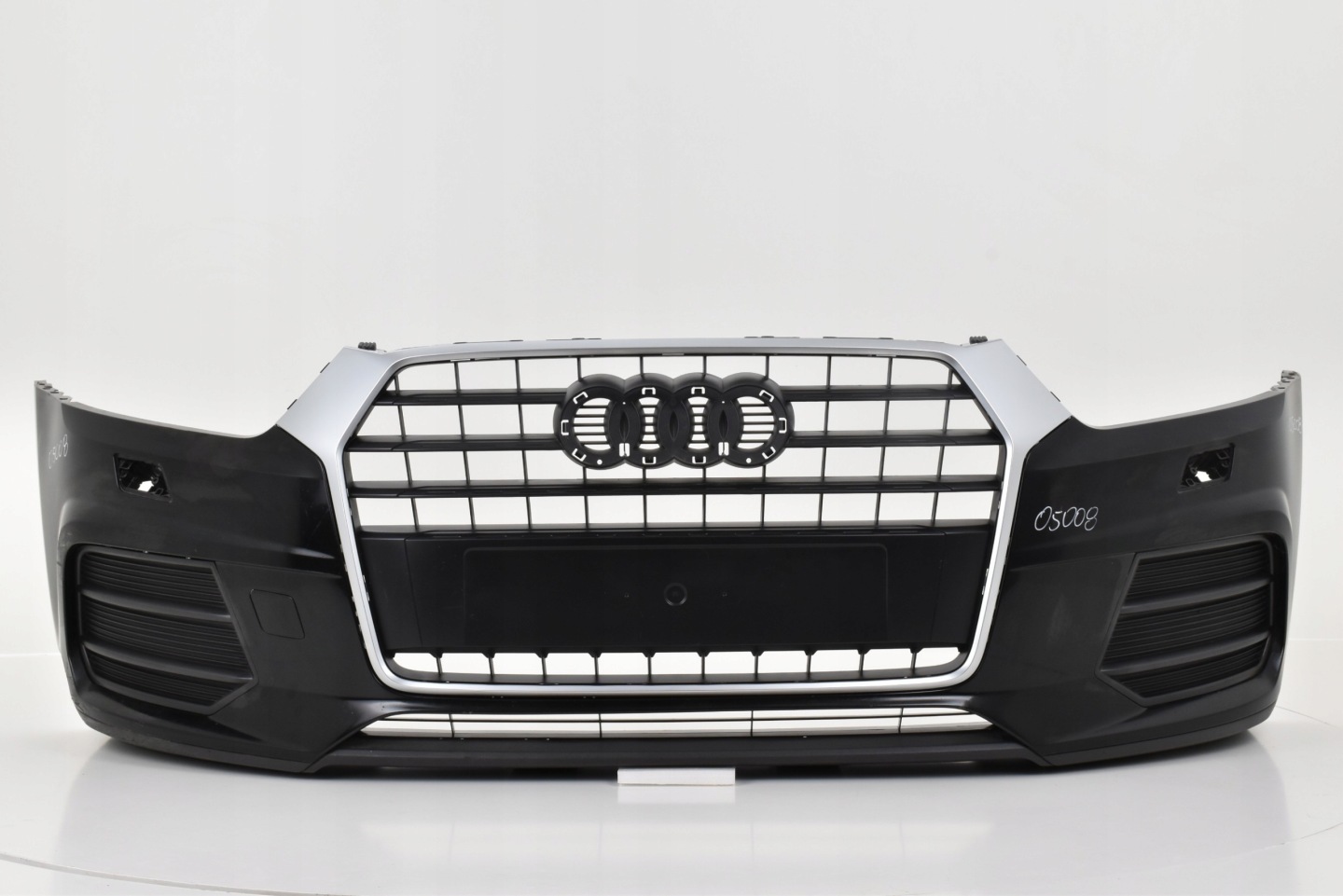 Gebrauchte Audi Q3 8U0 Frontstoßstange für Modelle ab Baujahr 2015