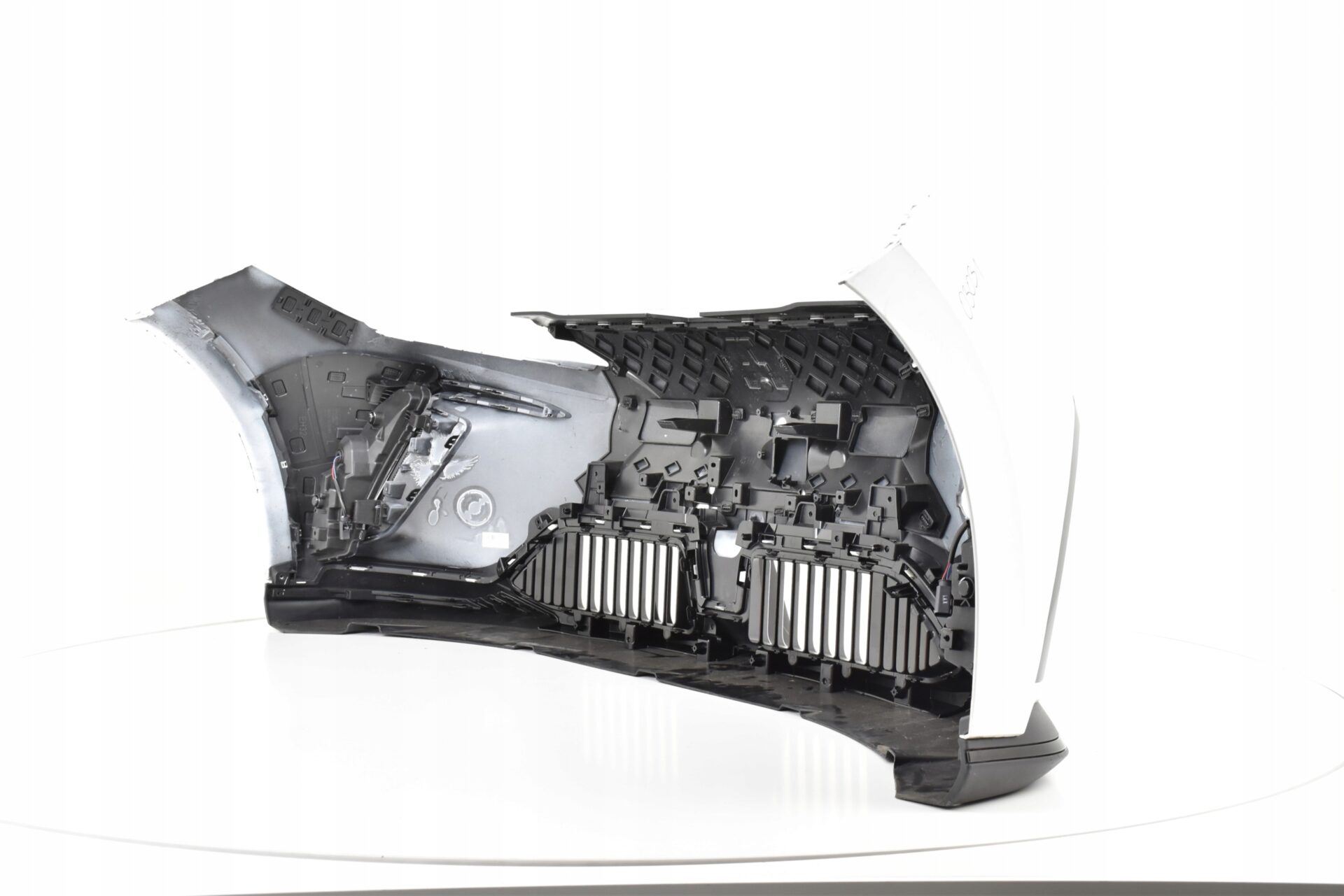 Gebrauchte MG IV 4 Frontstoßstange für MG IV 4 Modelle ab 2022