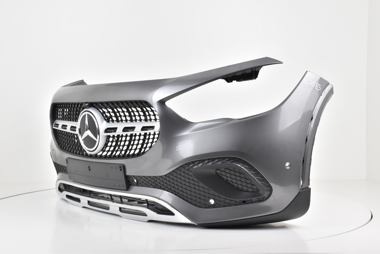 Mercedes GLA W247 Stoßstange vorne gebraucht für Mercedes-Benz GLA H247