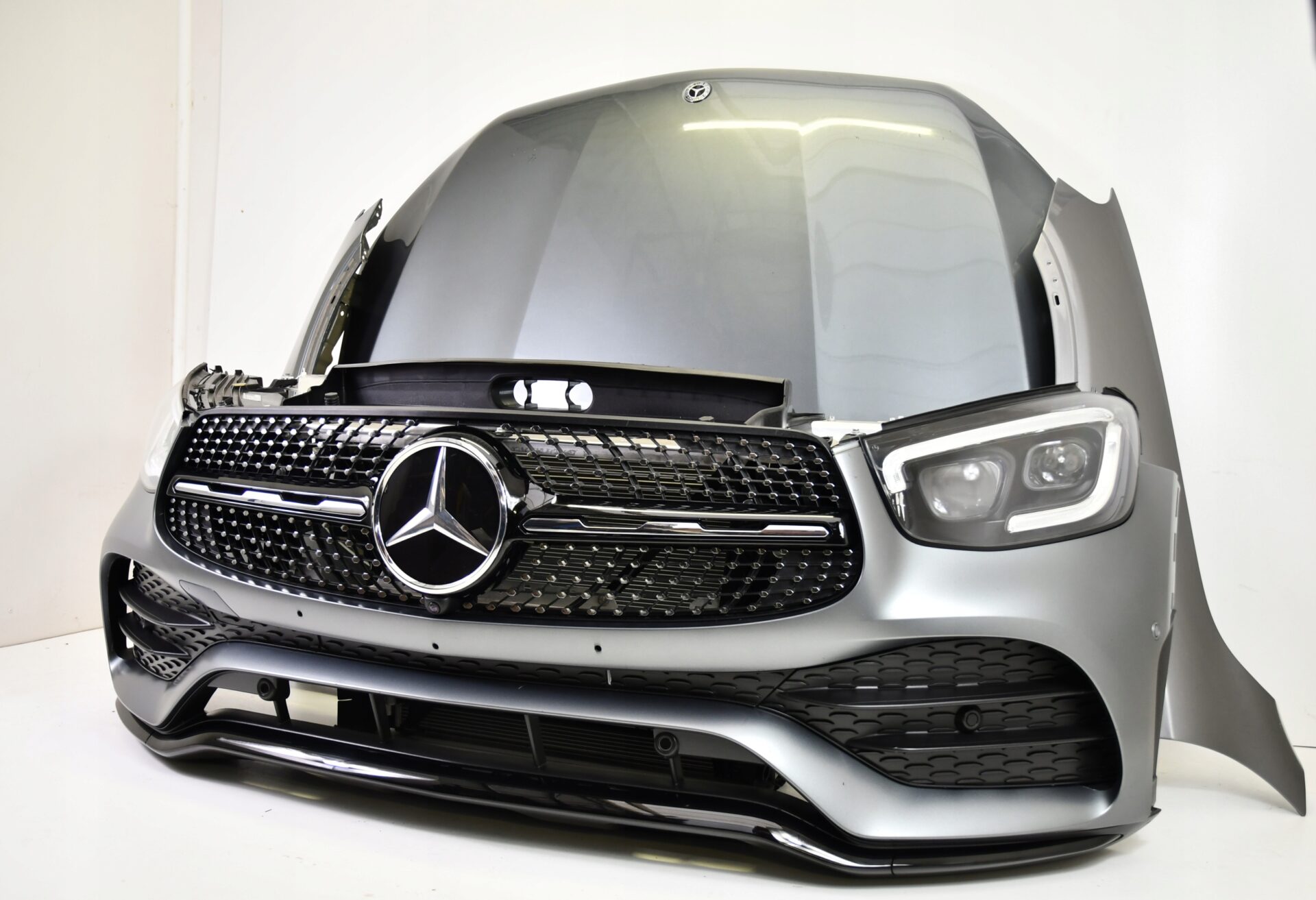 Mercedes GLC W253 AMG Frontpaket mit Motorhaube, Kotflügeln, Scheinwerfern und Schlossträger
