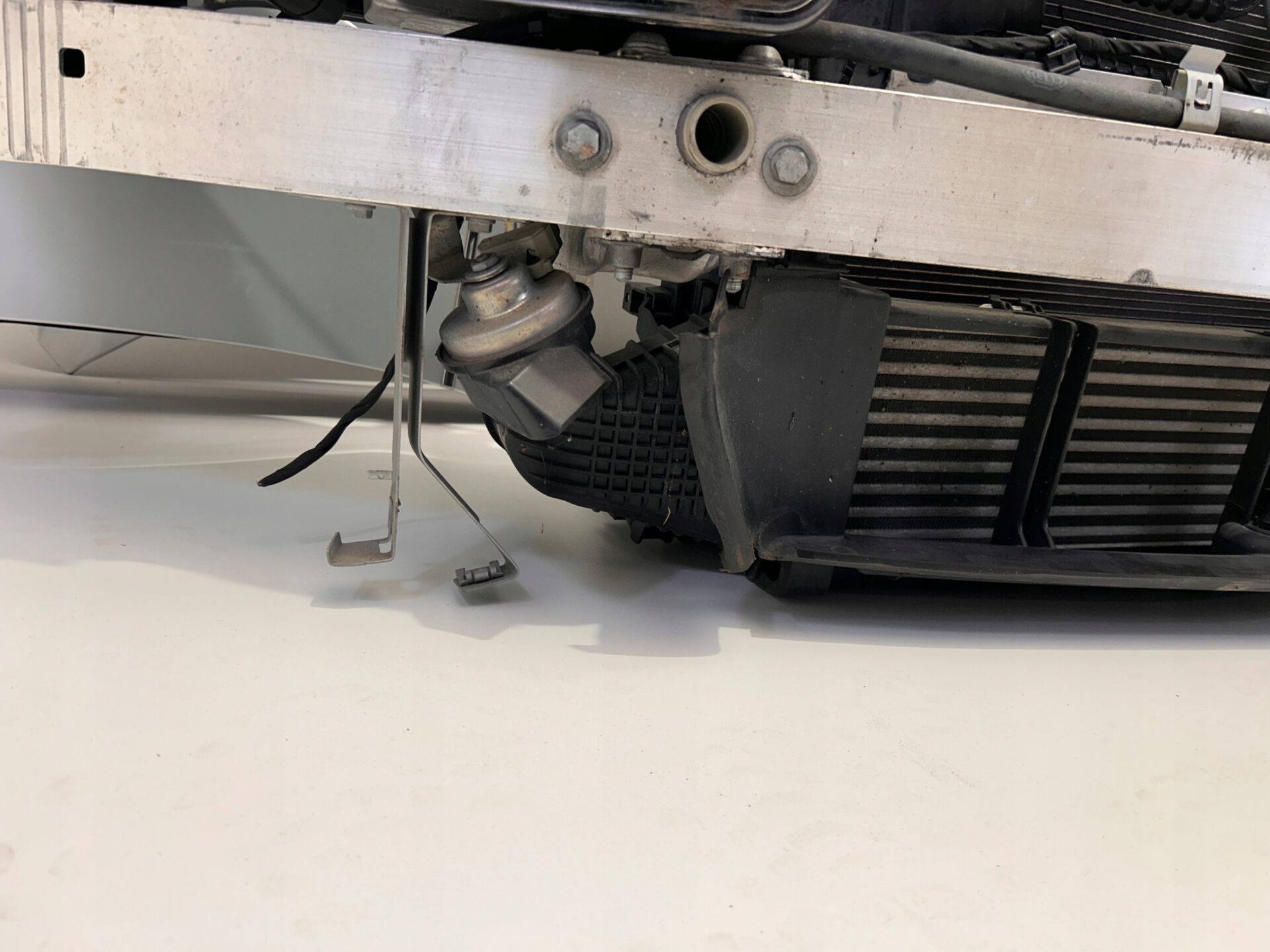 Mercedes W212 AMG Frontpaket komplett mit Stoßstange, Motorhaube, Kühler und Scheinwerfern