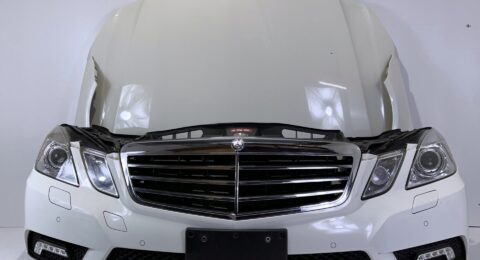 Mercedes W212 AMG Frontpaket mit Motorhaube, Kotflügeln, Kühlerpaket und Scheinwerfern