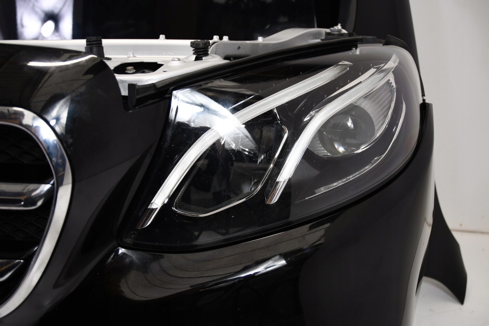 Mercedes W213 AMG Frontpaket gebraucht E-Klasse Motorhaube Stoßstange Scheinwerfer Kotflügel Kühler Schlossträger