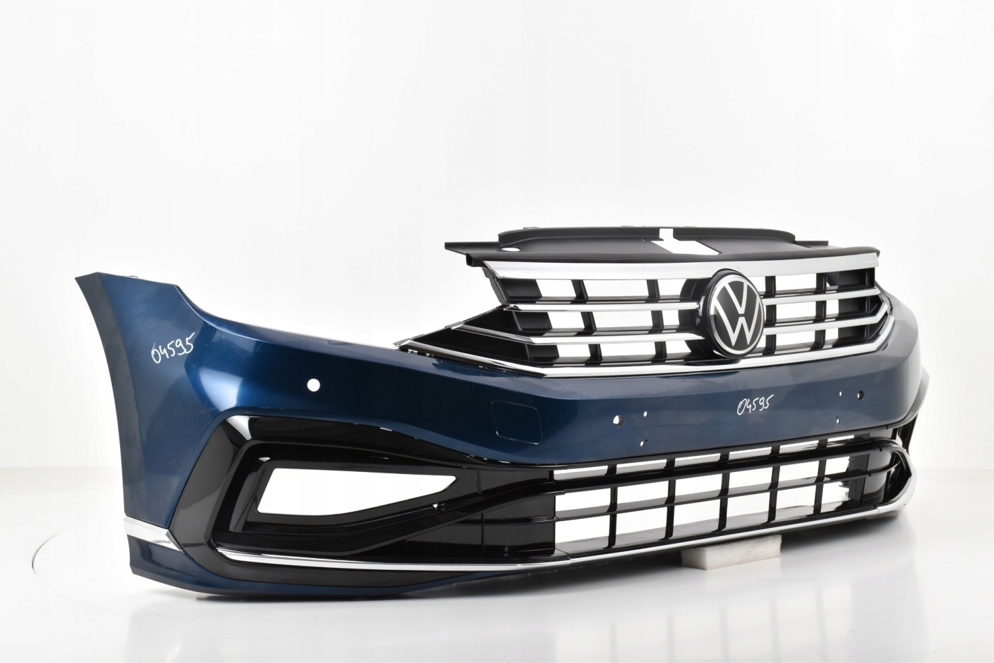 VW Passat B8 R-Line Facelift Frontstoßstange gebraucht