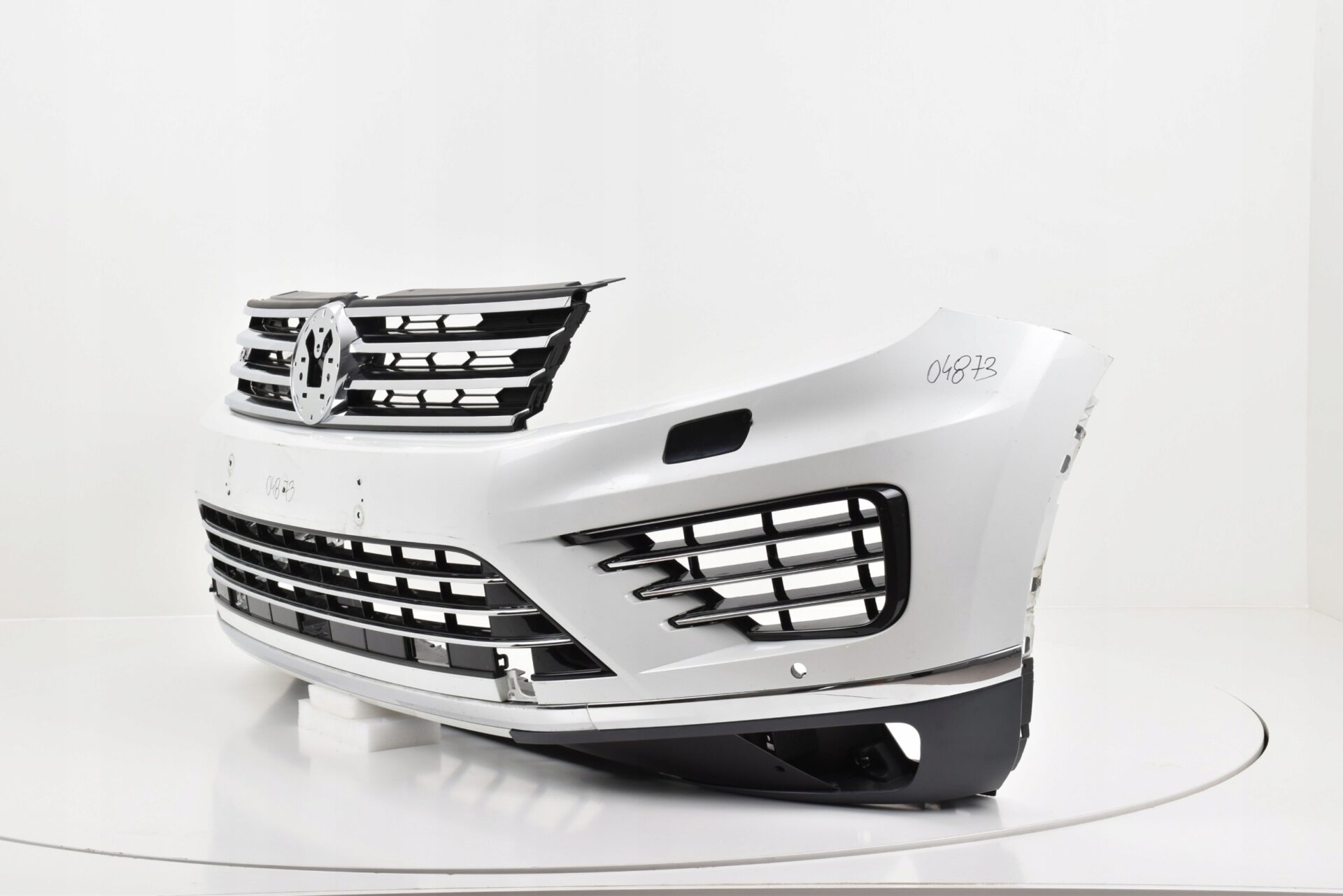 VW Touareg 7P6 R-Line Frontstoßstange gebraucht 2014