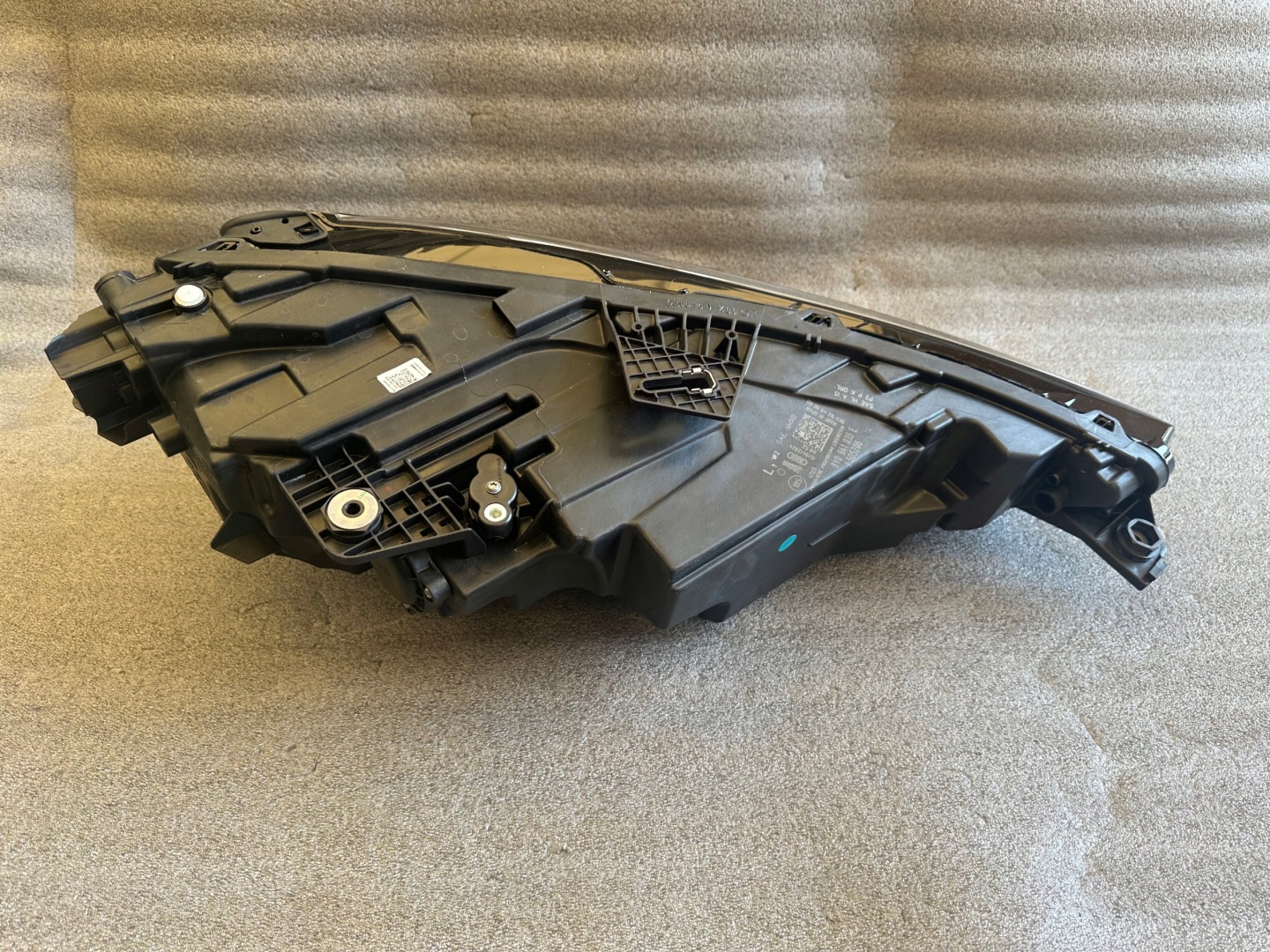Audi A3 8Y Matrix Scheinwerfer links für Audi A3 RS3 8Y mit Teilenummer 8Y0941035E