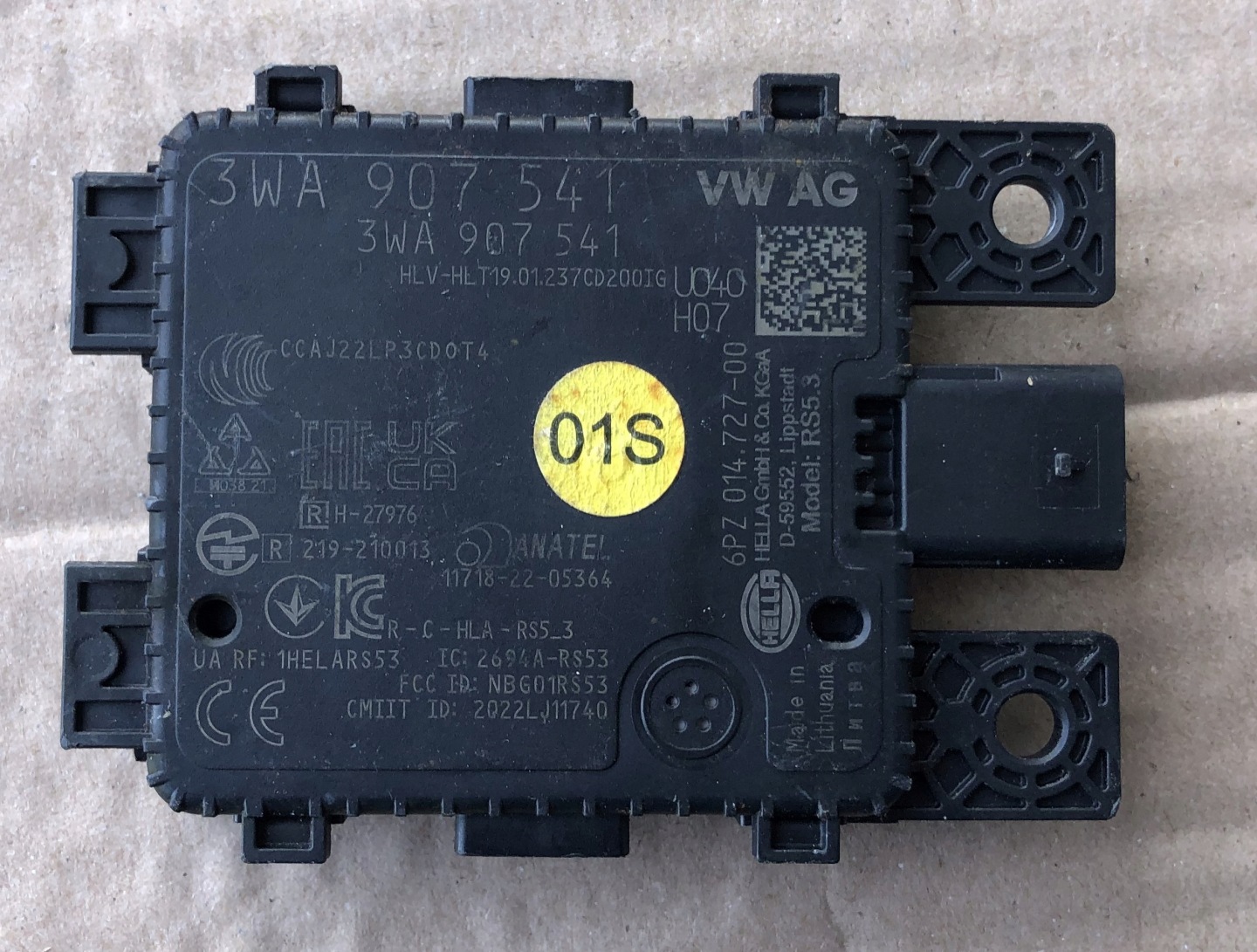 Bild des gebrauchten Radar ACC Sensor VW 3WA907541 für Volkswagen und Seat Modelle