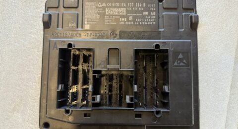 Bild des VW Audi Steuergerät 1EA937084B für Volkswagen und Audi Fahrzeuge