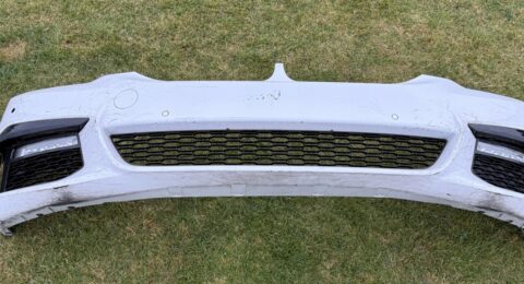 BMW G30 M Paket Frontstoßstange für G30 und G31 Modelle mit 6x PDC Sensoren