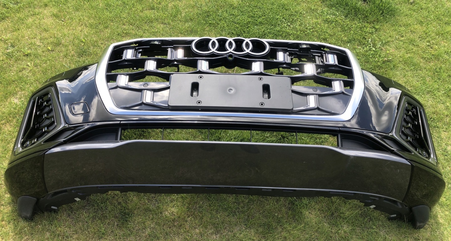 Gebrauchte Audi Q7 4M0 Facelift Frontstoßstange mit Teilenummer 4M0853651BD