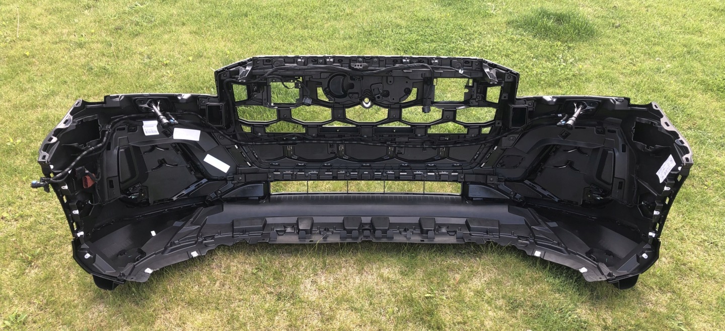 Gebrauchte Audi Q7 4M0 Facelift Frontstoßstange mit Teilenummer 4M0853651BD
