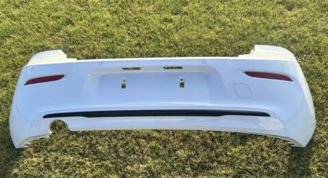 Gebrauchte BMW F20 F21 Heckstoßstange PDC mit 4 Parksensoren