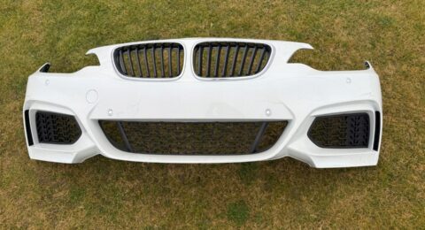 Gebrauchte BMW F22 F23 M Paket Frontstoßstange mit 4x PDC