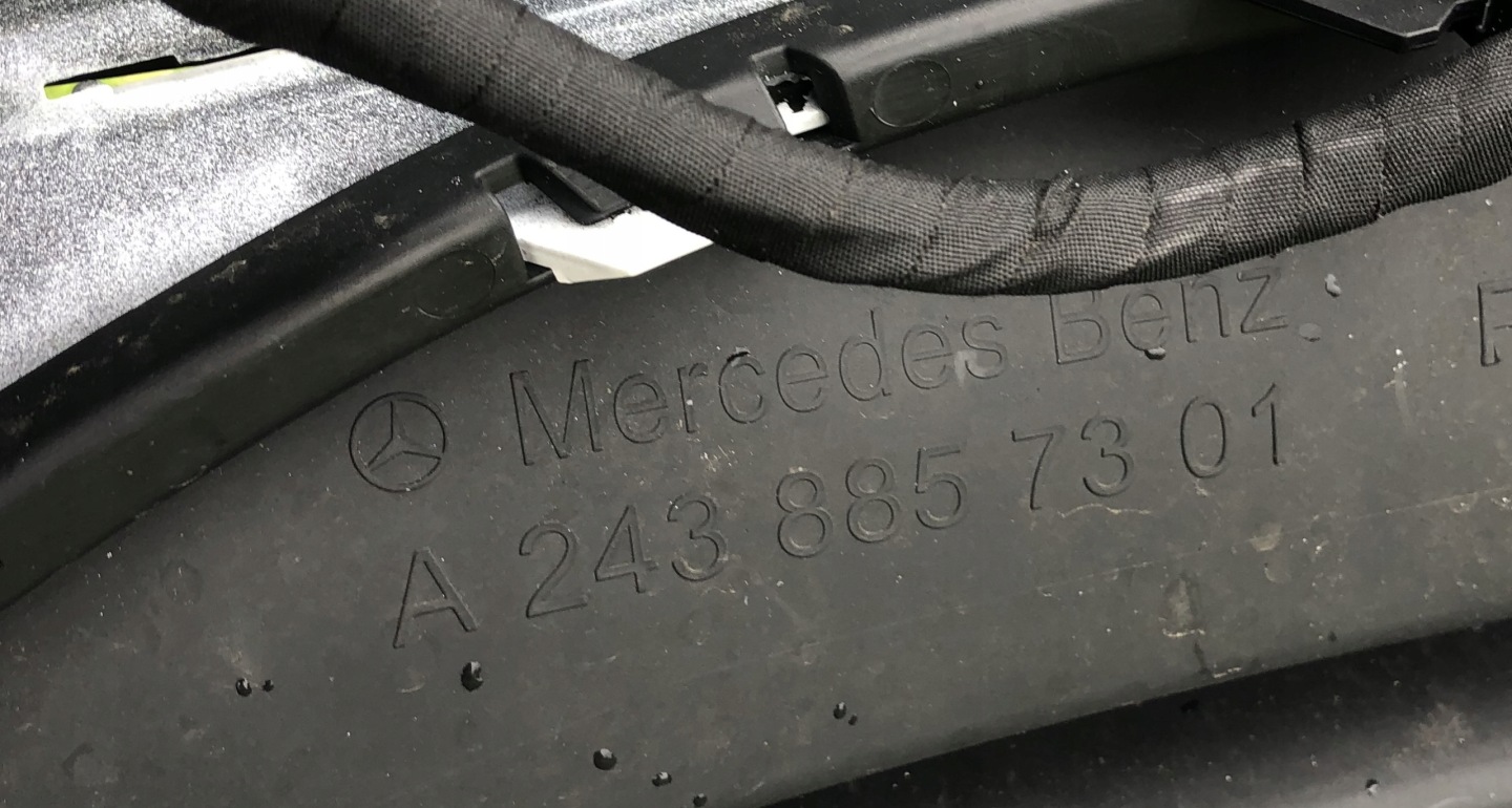 Gebrauchte Mercedes EQB Frontstoßstange mit Teilenummer A2438857201