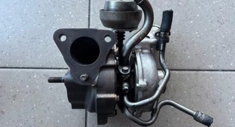 Gebrauchter Turbolader Mitsubishi L200 2.5 DiD mit Teilenummer 1515A170 für Mitsubishi L200 und Pajero Sport Modelle.