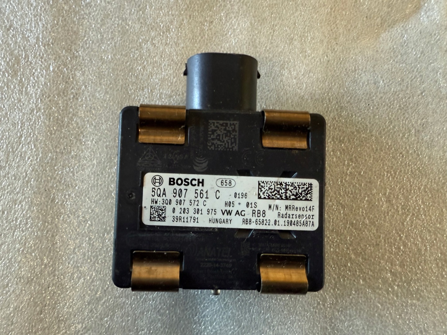 Gebrauchter VW Audi Radar Sensor ACC 5QA907561C für adaptive Geschwindigkeitsregelung