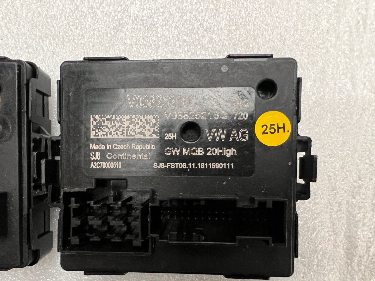 Gebrauchtes Audi VW Gateway Modul V03825216Q für Audi und VW Fahrzeuge
