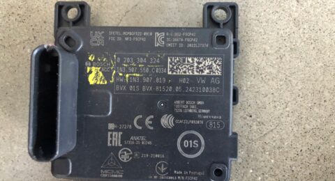 Gebrauchtes Radar Sensor Modul Distronic ACC 1N3907550C für die Frontstoßstange