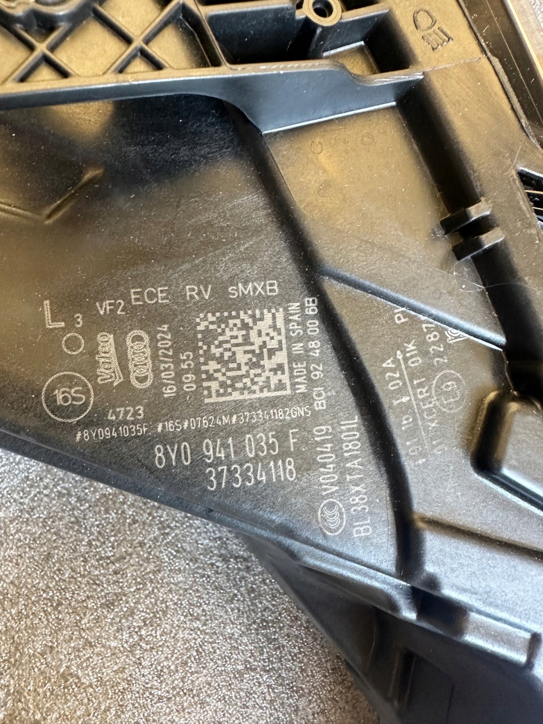 Gebrauchtes Set Audi A3 8Y Full LED Matrix Scheinwerfer für Audi A3 und RS3 8Y Modelle.