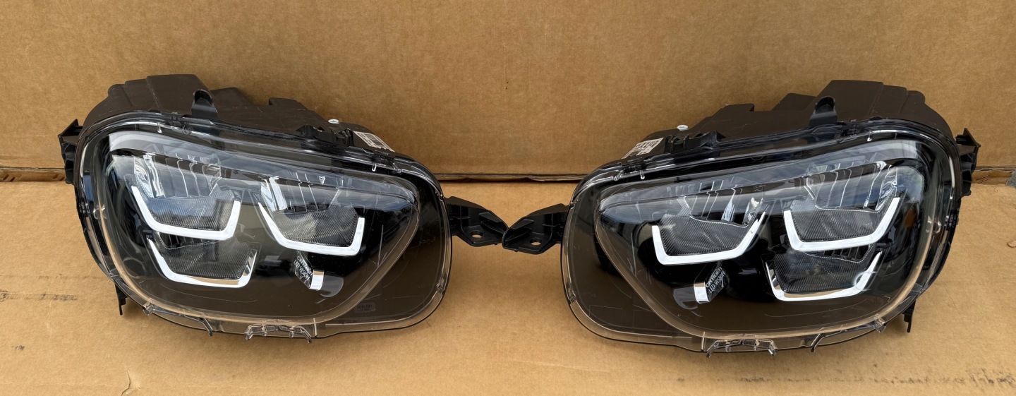 Gebrauchtes Set Citroen C3 LED Scheinwerfer links und rechts