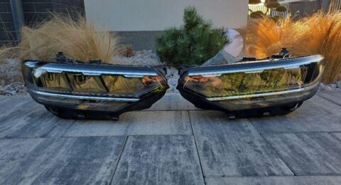 Gebrauchtes Set VW Passat B8 Full LED Scheinwerfer für den Passat B8 3G1 Facelift mit Teilenummern 3G1941035P und 3G1941036P.