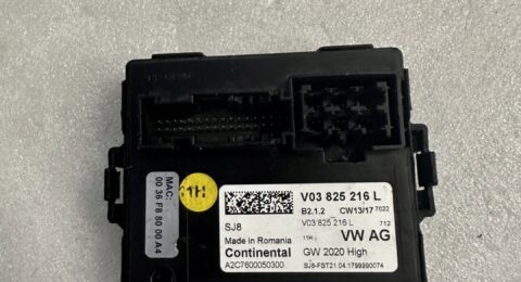 Gebrauchtes VW Steuergerät V03825218L Modul für Volkswagen