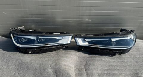 Komplettes Set BMW iX I20 Full LED Lampen in US-Ausführung, gebraucht, Teilenummern 5A3CE95 und 5A3CE96