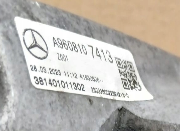 Mercedes Actros Außenspiegel links