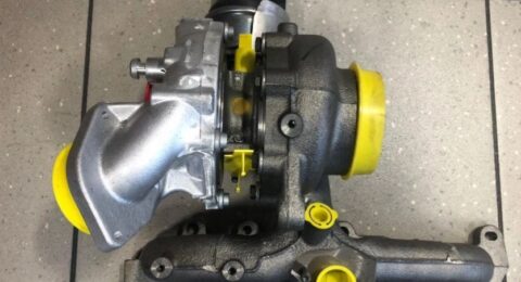 Neuer VW Audi 2.0 TDI Turbolader mit Teilenummern 03L253056T und 03L253056G