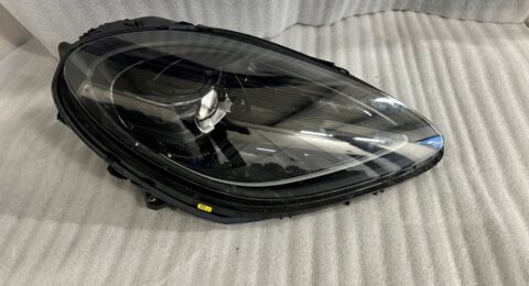 Porsche Macan GTS Full LED Scheinwerfer rechts 95b941016AE gebraucht