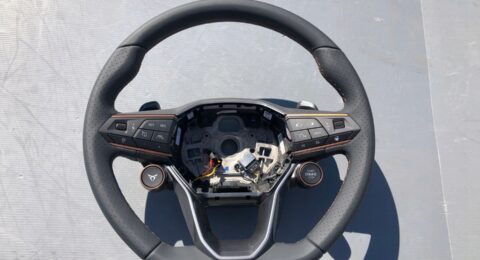 SEAT Cupra Formentor Lenkrad beheizt für Automatikgetriebe mit Teilenummer 5FA419091FT