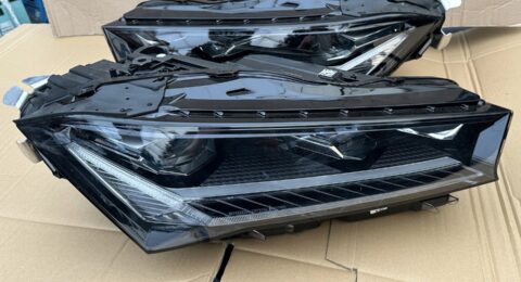 Skoda Superb 4 Full LED Scheinwerfer Set links und rechts mit Teilenummern