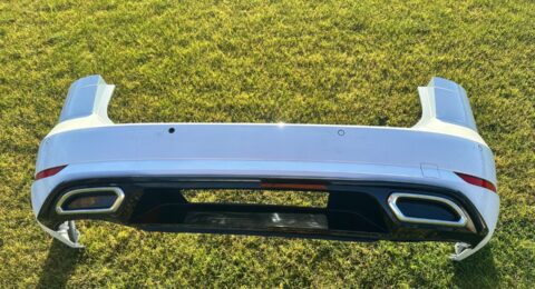 VW Golf 7 Heckstoßstange 6x PDC mit Teilenummer 5G9807421M