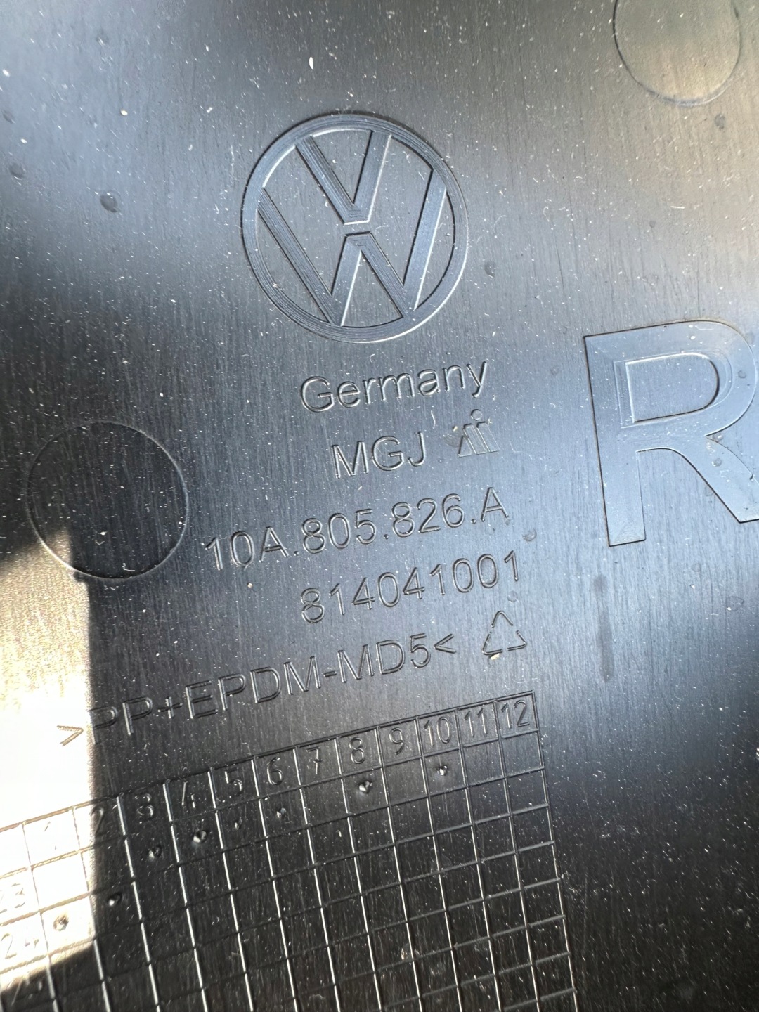 VW ID.3 GTX Frontstoßstange 10A807231A gebraucht