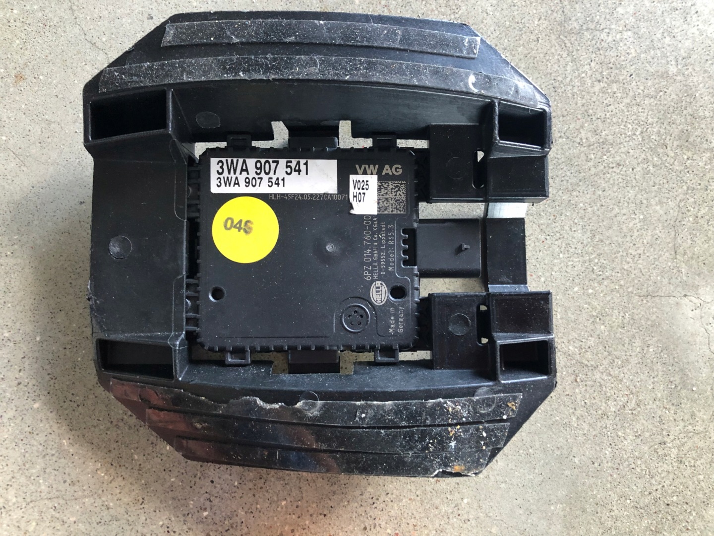 VW Passat B8 ACC Radar Sensor 3WA907541 gebraucht